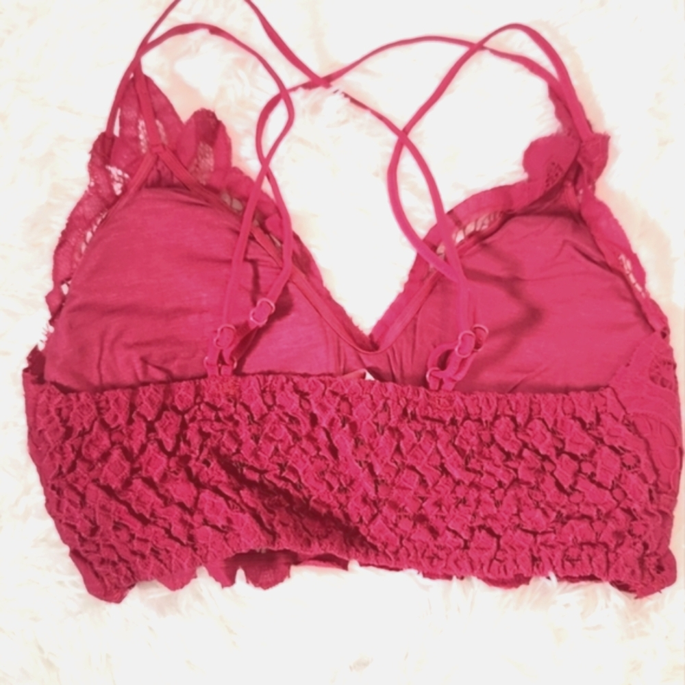 HOT PINK Scalloped Lace Bralett - Picture 4 of 7